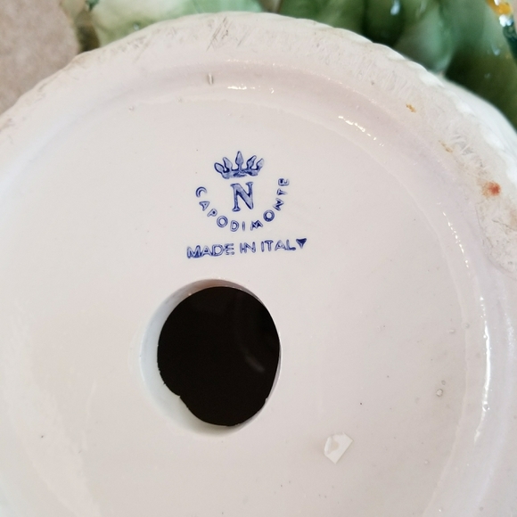 ❤EUC❤ CAPODIMONTE LARGE BASKET - Picture 16 of 16